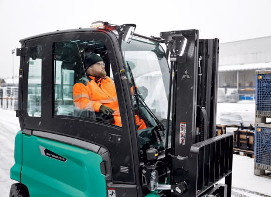 2026 Mitsubishi Forklift FB30AN - Image 2