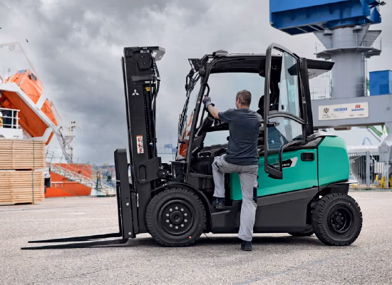 2026 Mitsubishi Forklift FB40N - Image 3