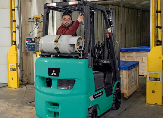 2026 Mitsubishi Forklift GC28N - Image 3